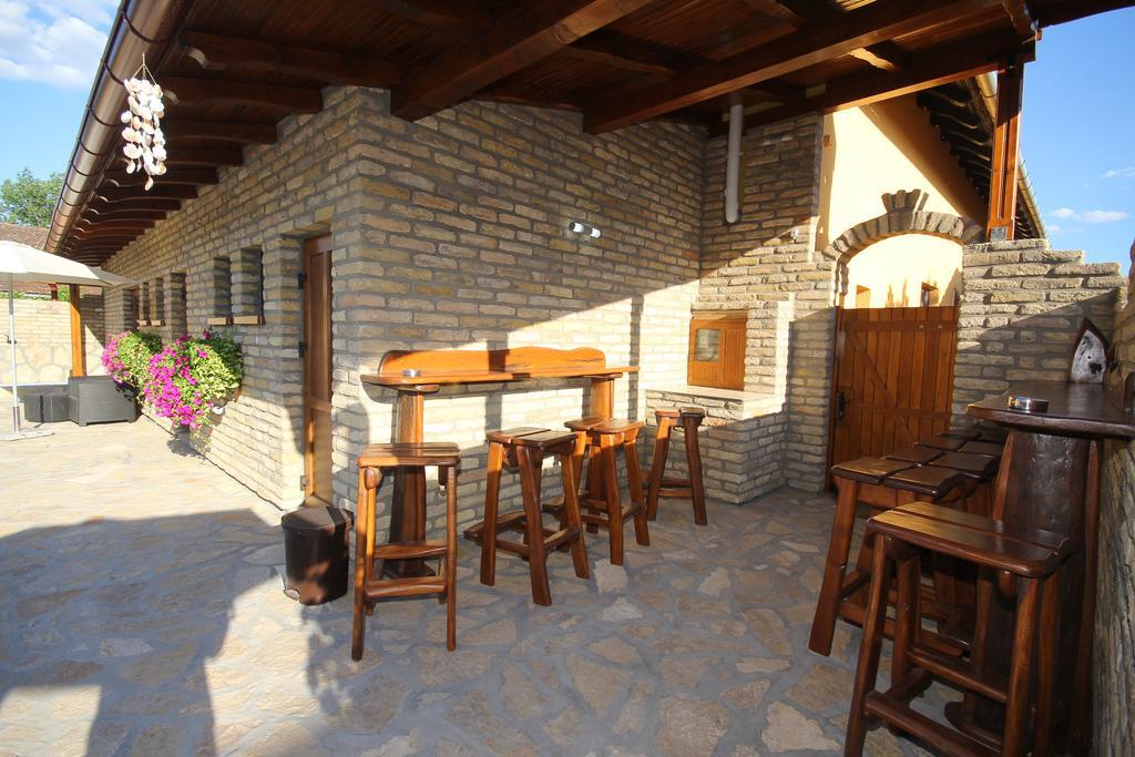Guest House Vila Alexandar Palić Zewnętrze zdjęcie
