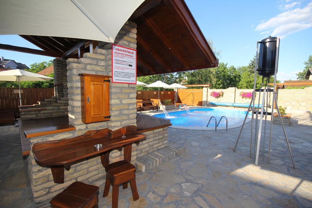 Guest House Vila Alexandar Palić Zewnętrze zdjęcie